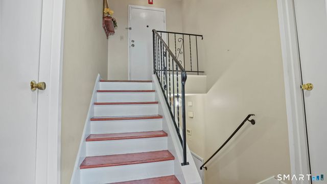 25 Ellsworth Street 6, Bridgeport, CT 06605