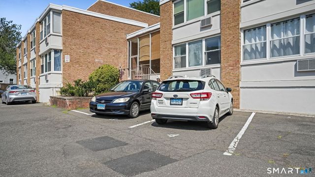 25 Ellsworth Street 6, Bridgeport, CT 06605