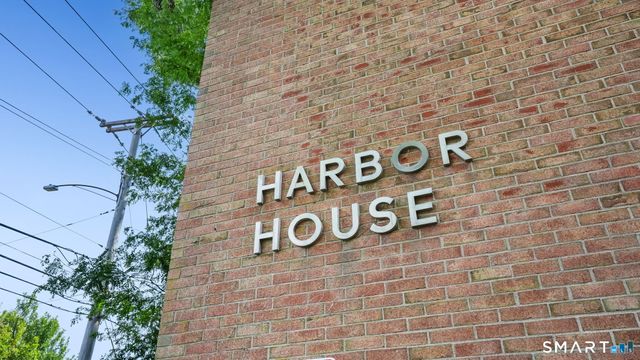25 Ellsworth Street 6, Bridgeport, CT 06605