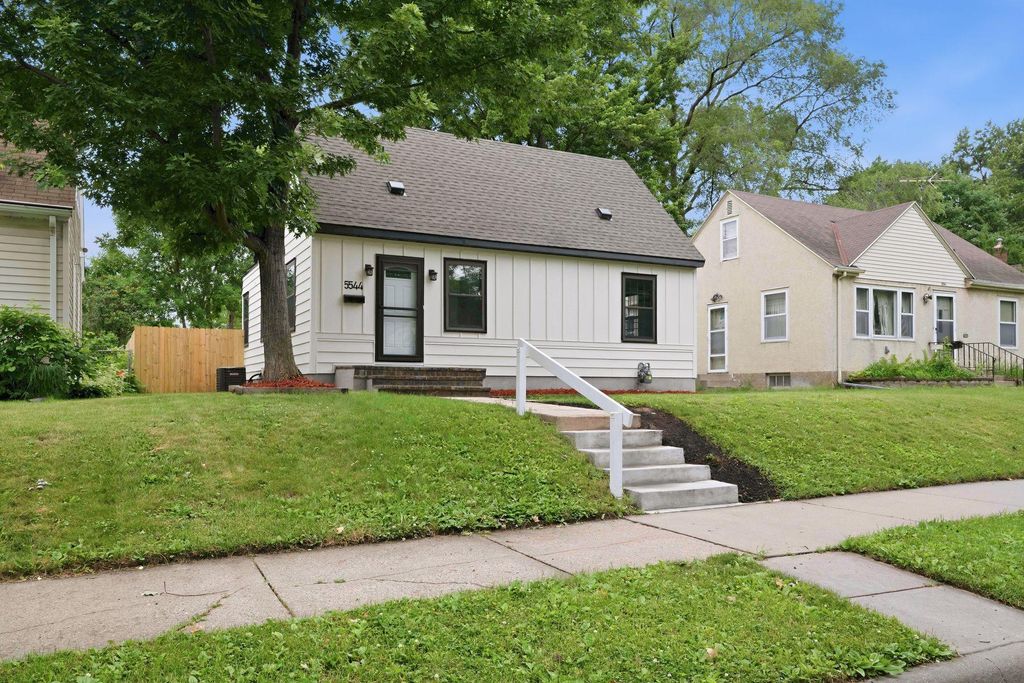 5544 32nd Avenue S, Minneapolis, MN 55417