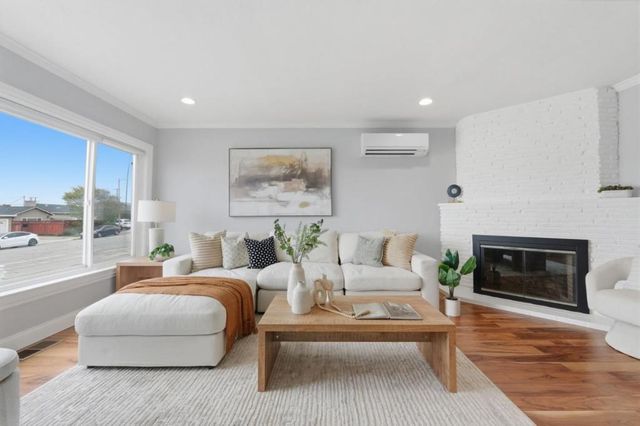 1432 Fifth Avenue, Belmont, CA 94002