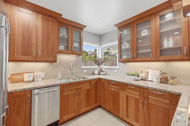 1432 Fifth Avenue, Belmont, CA 94002