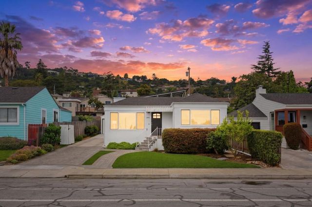 1432 Fifth Avenue, Belmont, CA 94002