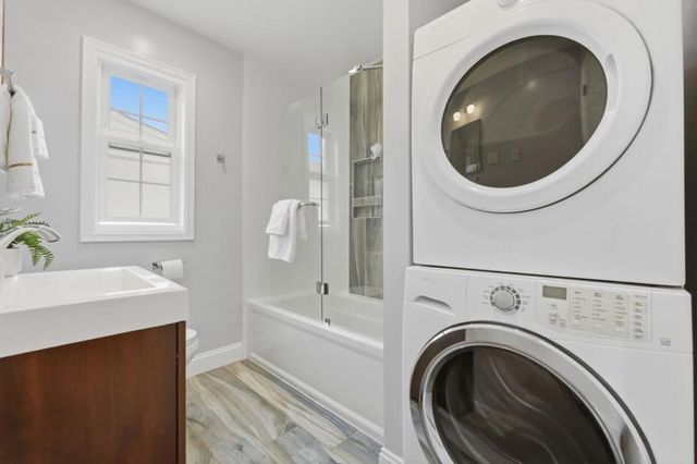 1432 Fifth Avenue, Belmont, CA 94002