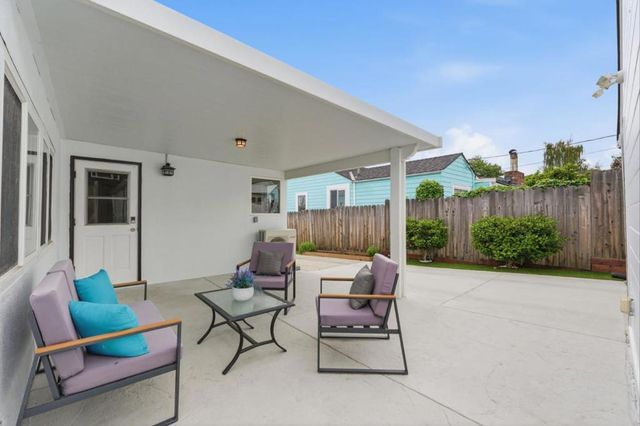 1432 Fifth Avenue, Belmont, CA 94002