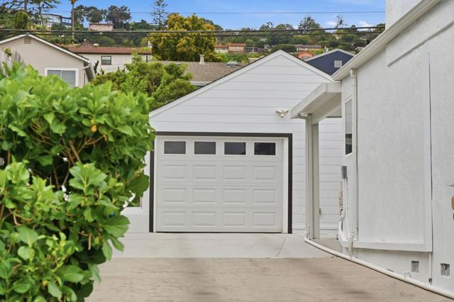 1432 Fifth Avenue, Belmont, CA 94002