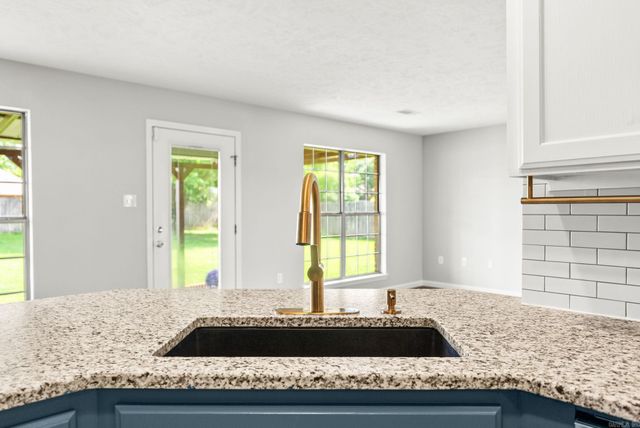 23 Dove Lane, Vilonia, AR 72173