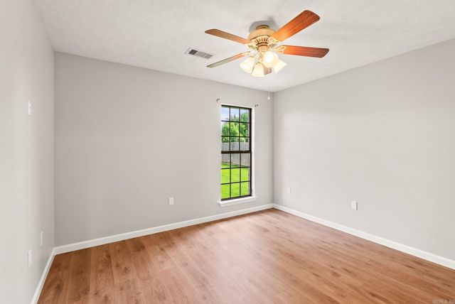 23 Dove Lane, Vilonia, AR 72173