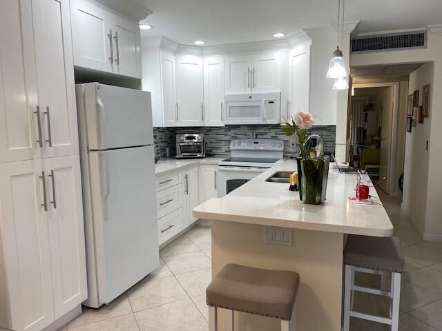 148 Waterford G Way 148, Delray Beach, FL 33446