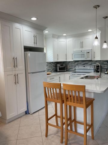 148 Waterford G Way 148, Delray Beach, FL 33446