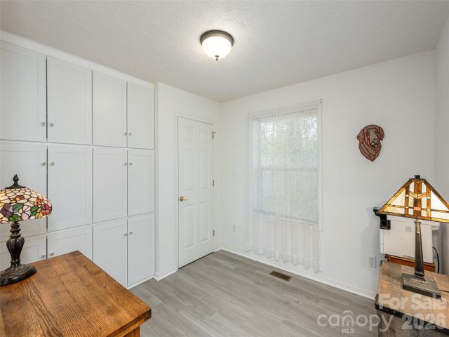 5 Pottery Terrace Trail, Flat Rock, NC 28731