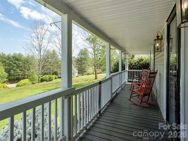 5 Pottery Terrace Trail, Flat Rock, NC 28731