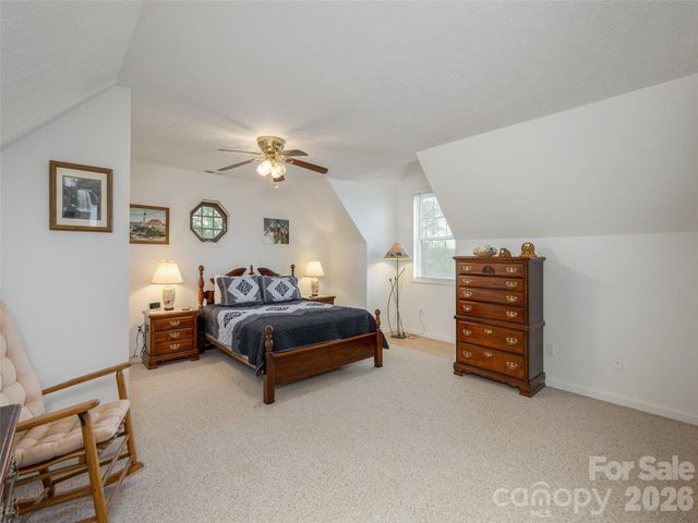 5 Pottery Terrace Trail, Flat Rock, NC 28731