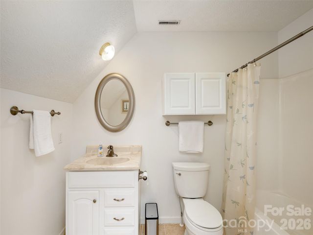 5 Pottery Terrace Trail, Flat Rock, NC 28731