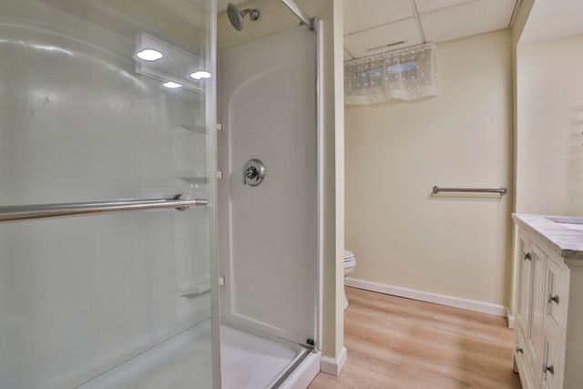 28 Beverlee Drive, Nashua, NH 03064