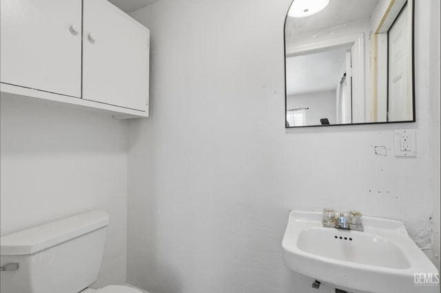 228 Haybert Court, Bakersfield, CA 93308