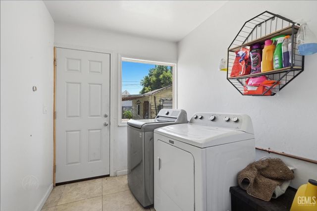 228 Haybert Court, Bakersfield, CA 93308