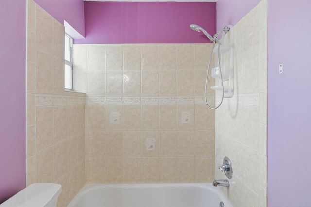 7288 Pine Park Drive N, Lake Worth, FL 33467