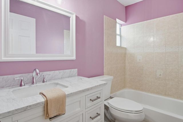 7288 Pine Park Drive N, Lake Worth, FL 33467