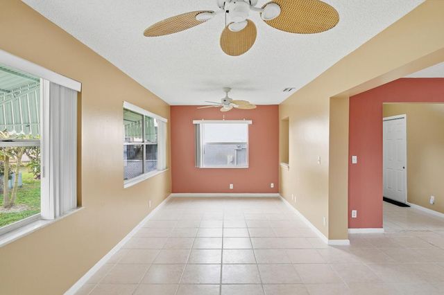 7288 Pine Park Drive N, Lake Worth, FL 33467