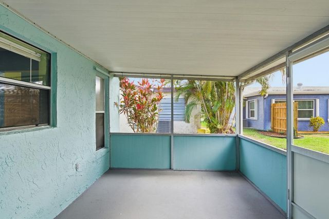 7288 Pine Park Drive N, Lake Worth, FL 33467