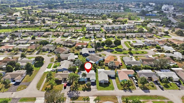 7288 Pine Park Drive N, Lake Worth, FL 33467