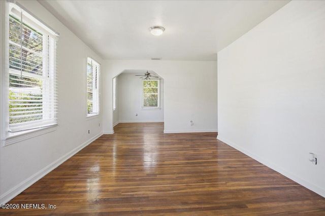 2432 ELLINGTON Avenue, Jacksonville, FL 32209