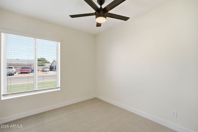 907 W Straford Drive, Chandler, AZ 85225