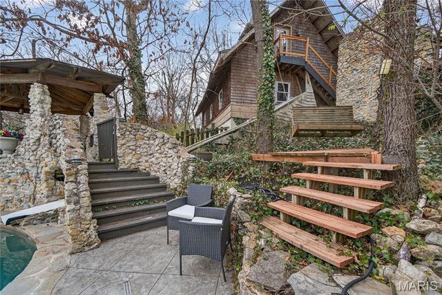 8 Grandview Trail, Eureka, MO 63025