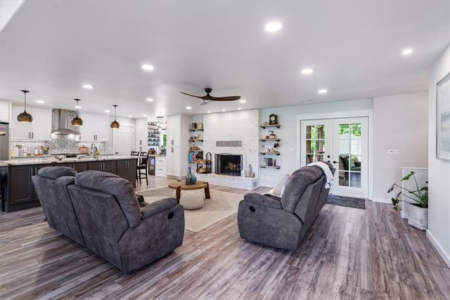 15099 Highway 43, Siloam Springs, AR 72761