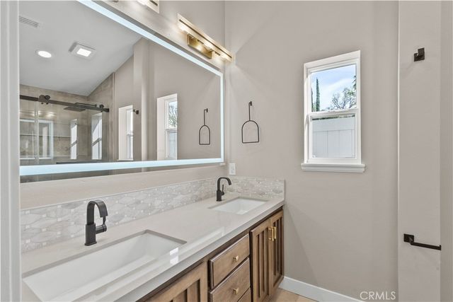 25072 Atwood, Newhall, CA 91321