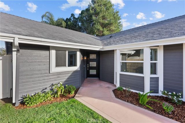 25072 Atwood, Newhall, CA 91321