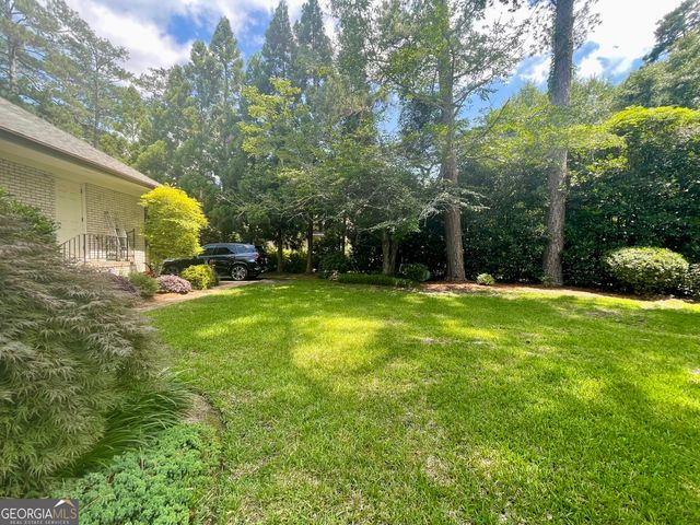 377 Old Club Road S, Macon, GA 31210