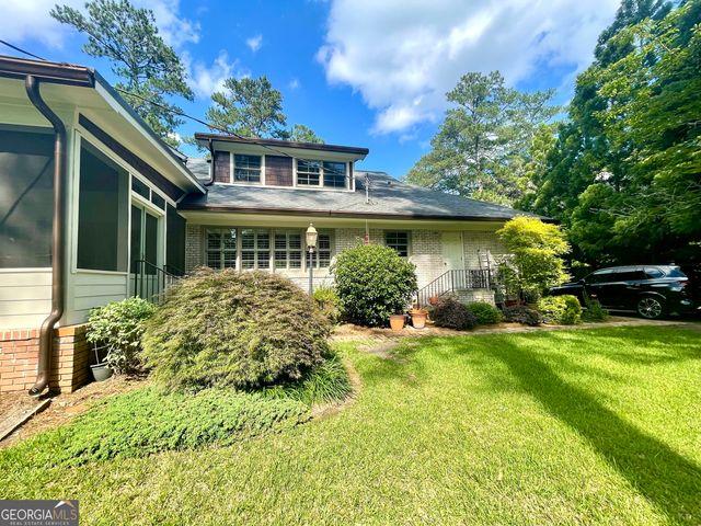 377 Old Club Road S, Macon, GA 31210