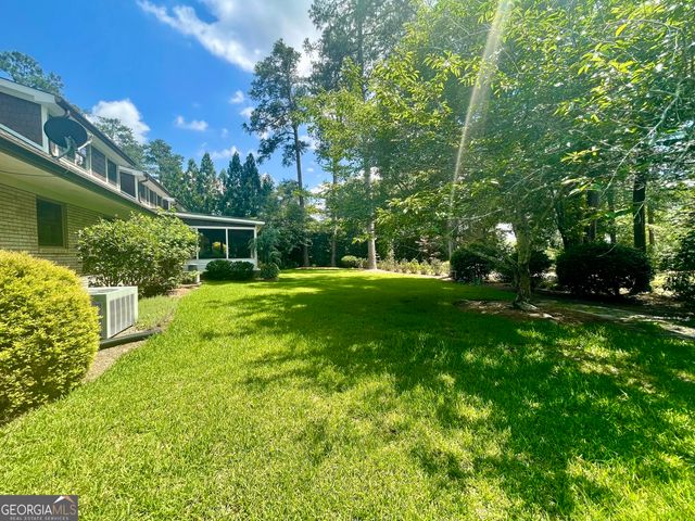 377 Old Club Road S, Macon, GA 31210