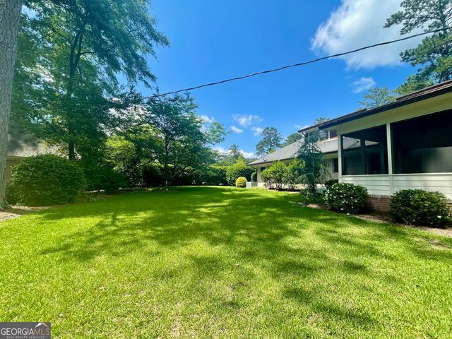 377 Old Club Road S, Macon, GA 31210
