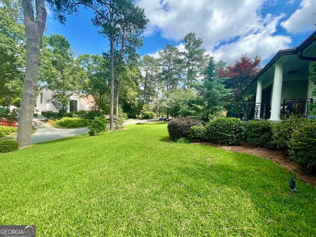 377 Old Club Road S, Macon, GA 31210