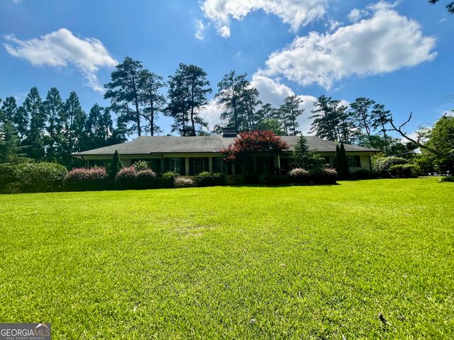 377 Old Club Road S, Macon, GA 31210