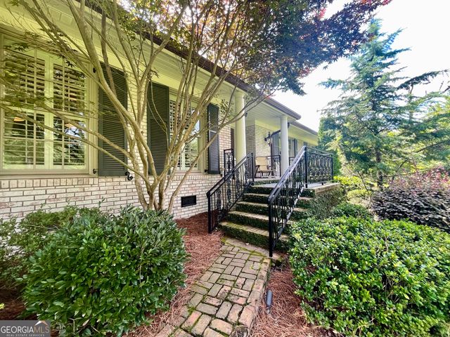 377 Old Club Road S, Macon, GA 31210