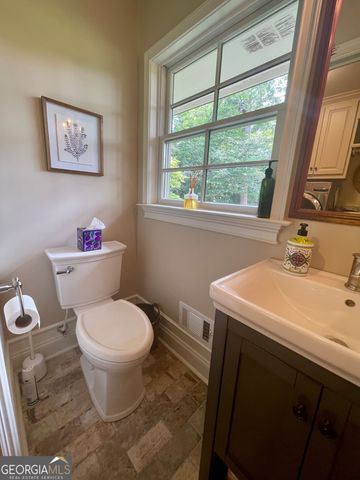 377 Old Club Road S, Macon, GA 31210