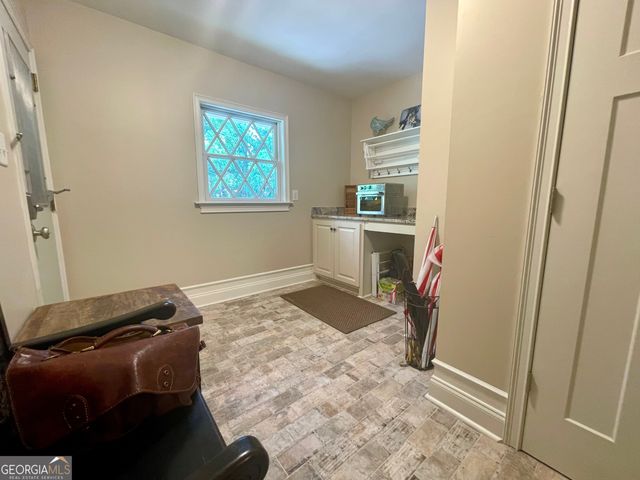 377 Old Club Road S, Macon, GA 31210