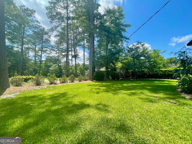 377 Old Club Road S, Macon, GA 31210