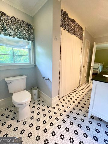 377 Old Club Road S, Macon, GA 31210