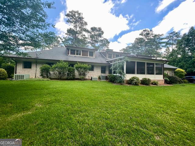 377 Old Club Road S, Macon, GA 31210