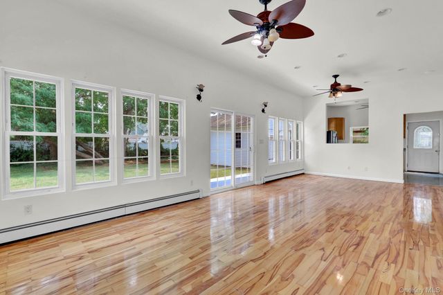 1431 Brooklyn Boulevard, Bay Shore, NY 11706