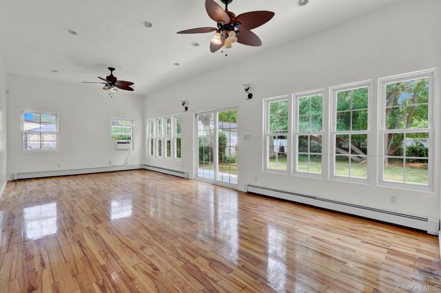 1431 Brooklyn Boulevard, Bay Shore, NY 11706