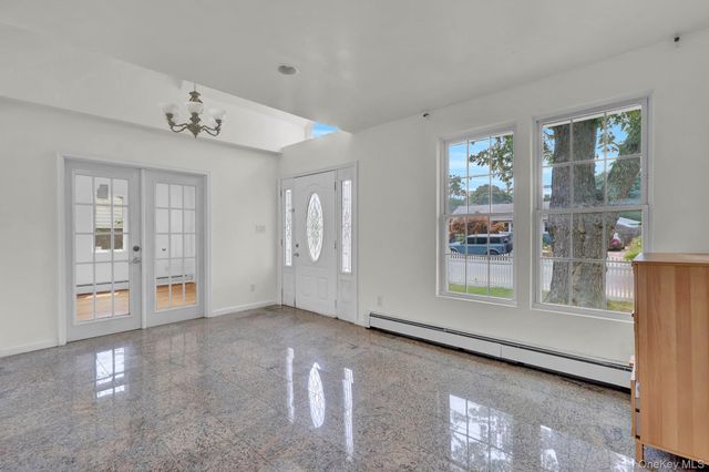 1431 Brooklyn Boulevard, Bay Shore, NY 11706