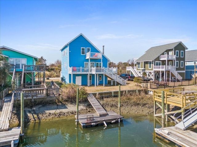154 Sand Dollar St., Holden Beach, NC 28462