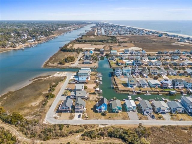 154 Sand Dollar St., Holden Beach, NC 28462