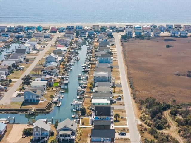 154 Sand Dollar St., Holden Beach, NC 28462